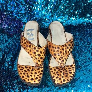 Taryn Rose Leopard Print Sandals